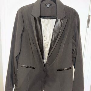 Torrid Black Tuxedo Blazer with “pleather” Trim